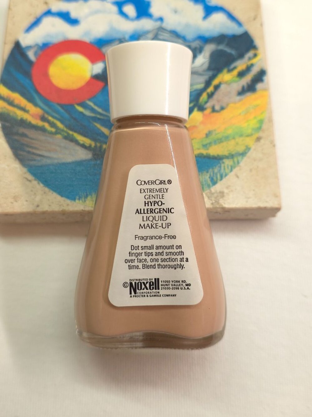 VINTAGE LEGACY COVERGIRL FOUNDATION BOTTLES - Picture 13 of 13